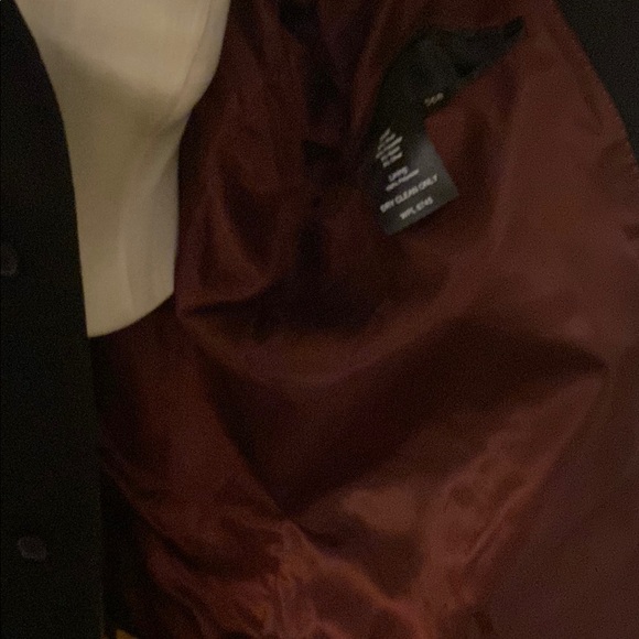 Excellent condition Jean-Paul Germain Paris men’s overcoat in 56R. - Picture 10 of 10